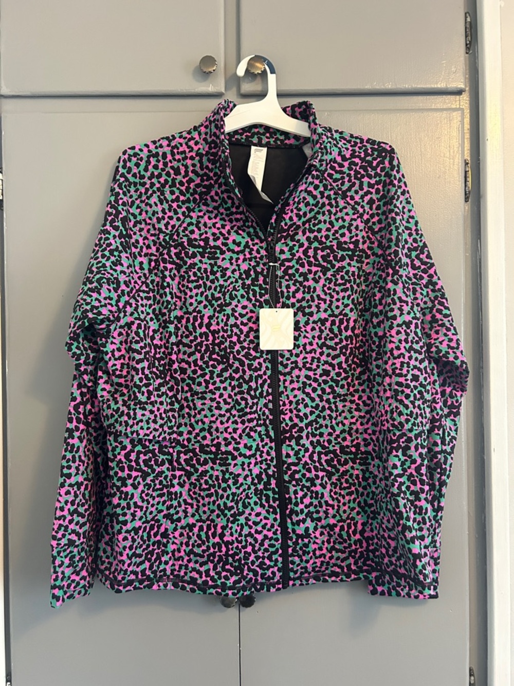 NWT Fabletics Trinity Performance Jacket | Grass Green Safari Spots print